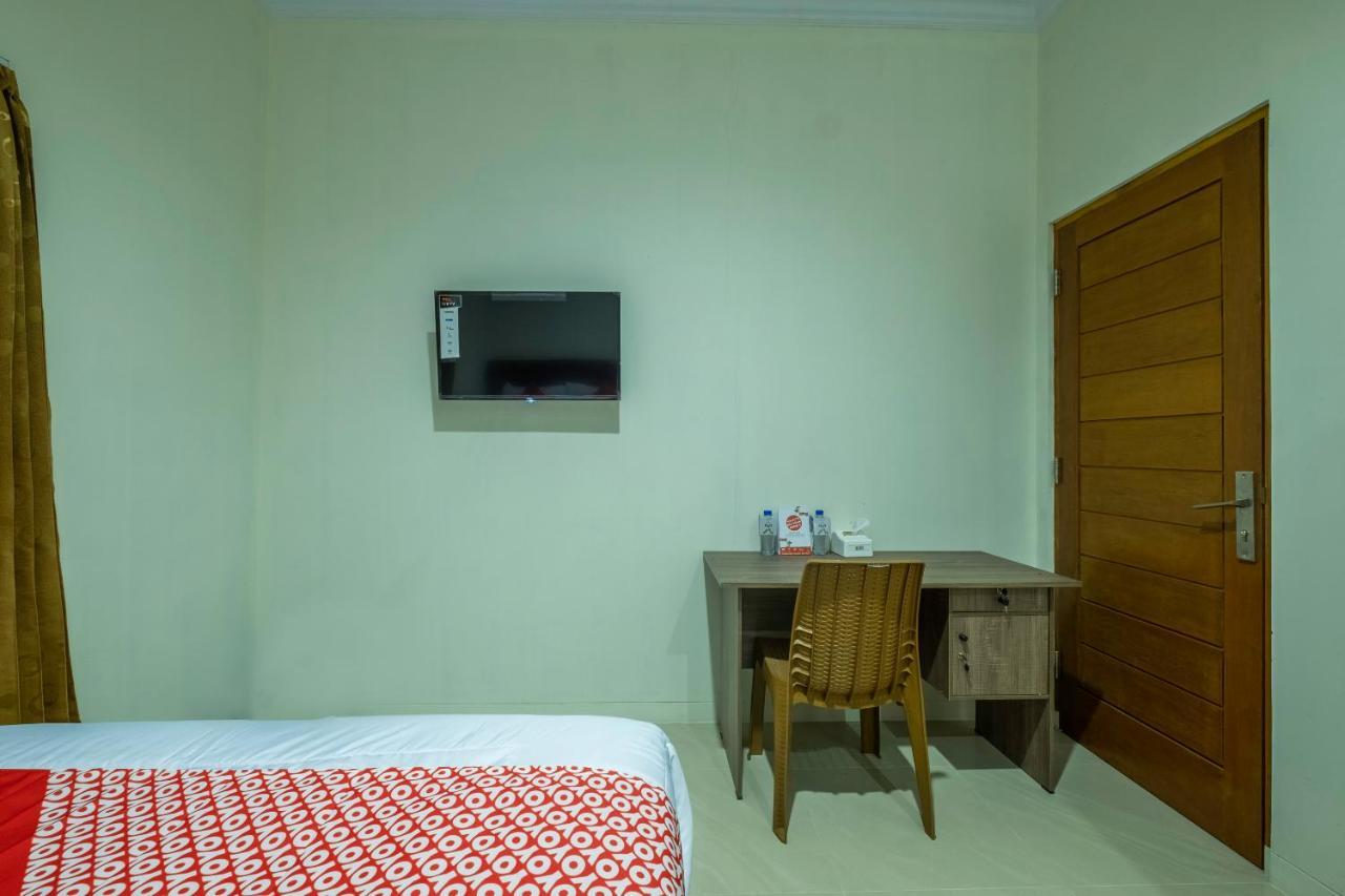 Hotel Oyo 2259 Zleepy Ks Tubun Cirebon Exterior foto